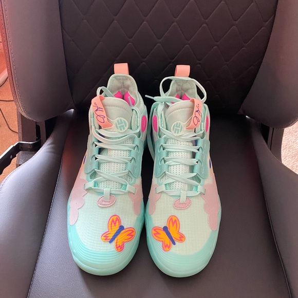 Harden Vol. 5 “Support” or “Futurenatural Clear Mint” - Picture 2 of 8